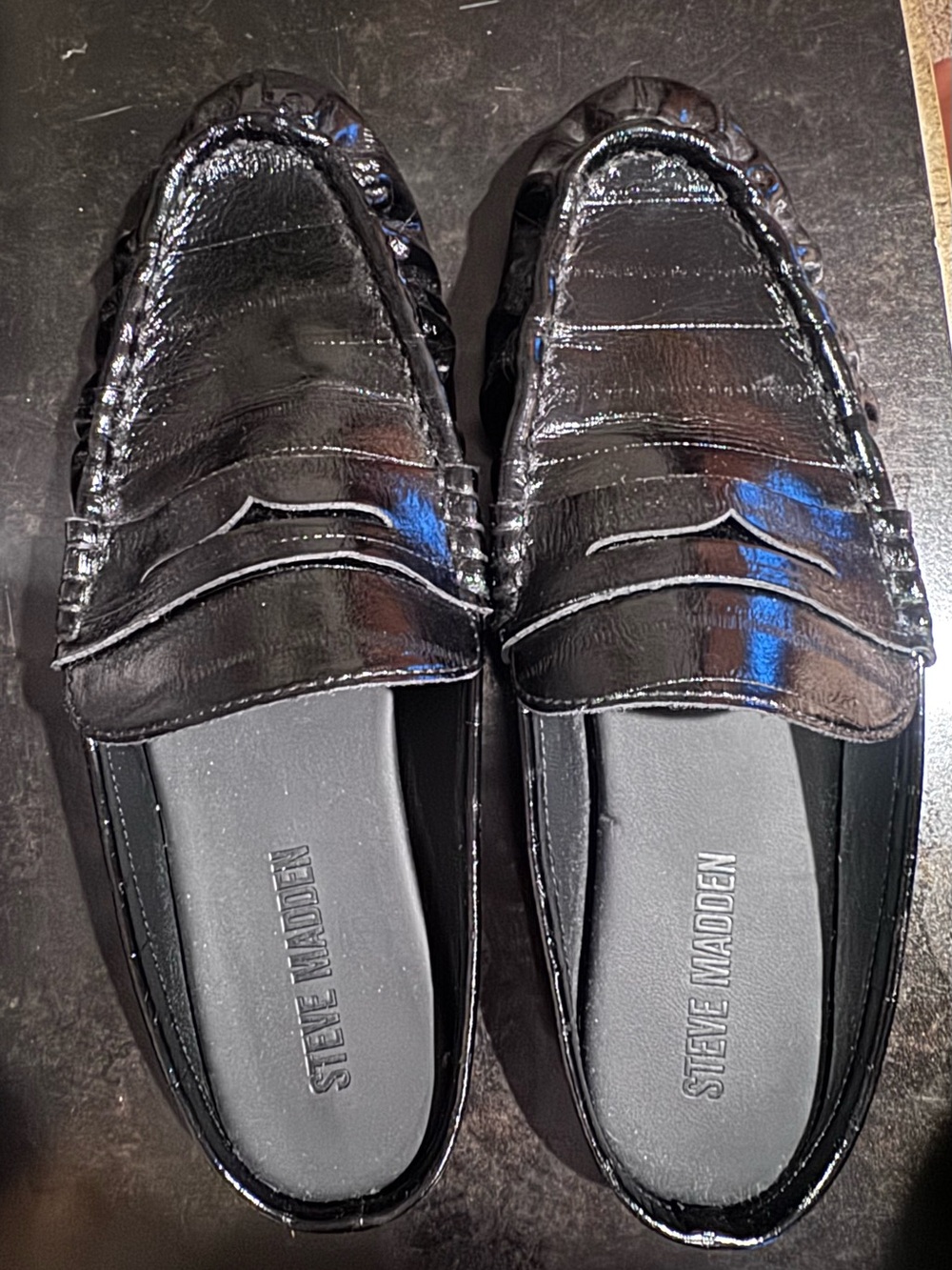 Steve Madden Women’s Rafe Slip-on Mule Loafers in Croc Embossed Glossy Black - Picture 5 of 8